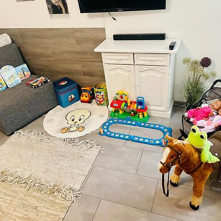 2 Room Galerie Einliegerwohnung In Rheinstetten, Messe Naehe, Rollstuhlfahrer Geeignet Dış mekan fotoğraf